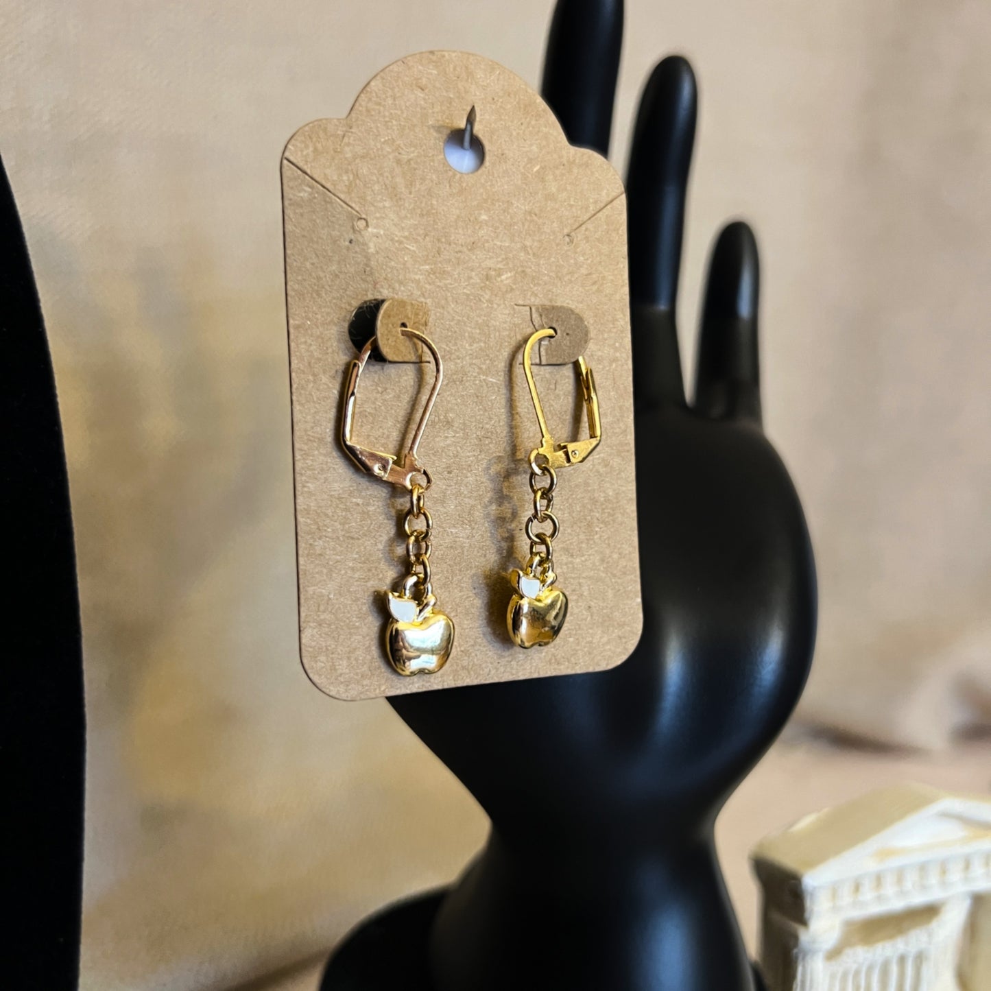 Eris Erinys: Goddess of Discord